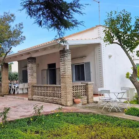 Country Villa *