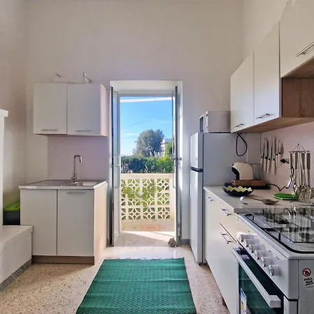 Country Villa *